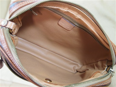 Celine セリーヌ・セカンドバッグにショルダー取り付け | ブランド病院 鞄・財布の修理外科