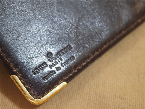 ヴィンテージ ヴィトン長財布の修理 | ブランド病院 鞄・財布の修理外科