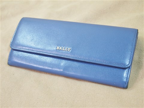 BALLY バリー長財布のクリーニング加工 | ブランド病院 鞄・財布の修理外科