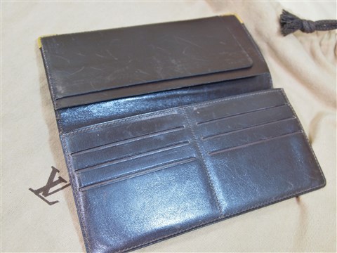 ヴィンテージ ヴィトン長財布の修理 | ブランド病院 鞄・財布の修理外科