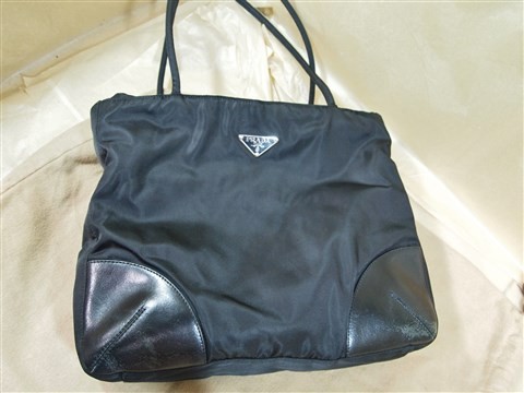 prada totebag (1)