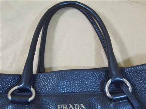 prada bag (18)