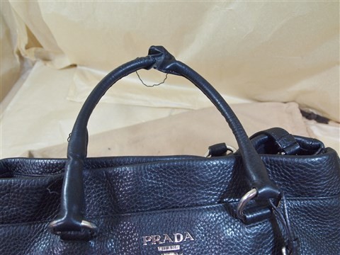 prada bag (8)