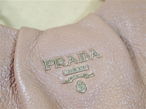 prada shoulder bag (12)