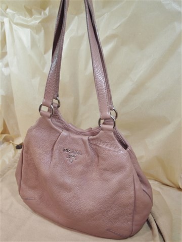 prada shoulder bag (16)