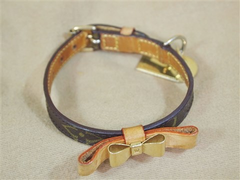 lv  dog collars (7)