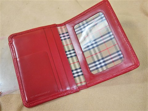 burberry pass case (11)